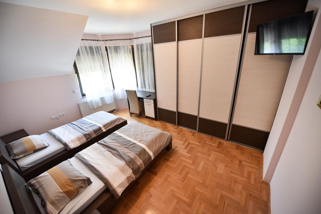 Apartman Natalija Баня-Лука Экстерьер фото
