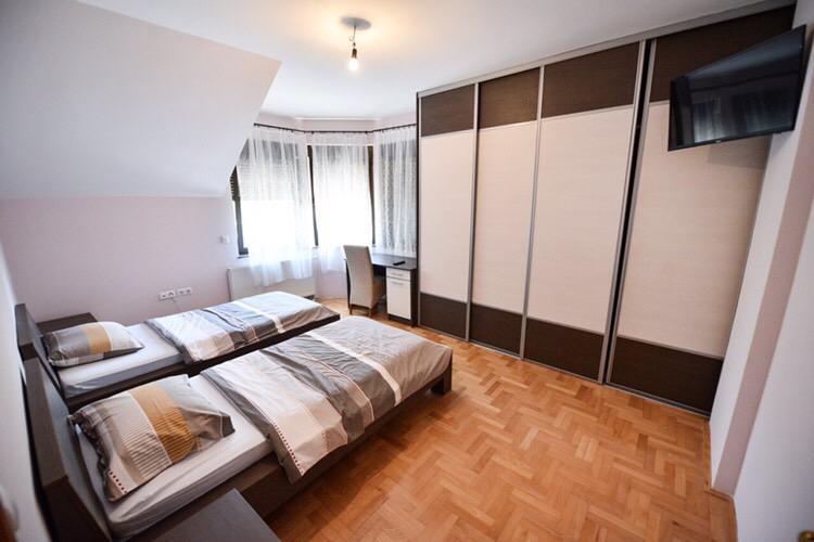 Apartman Natalija Баня-Лука Экстерьер фото